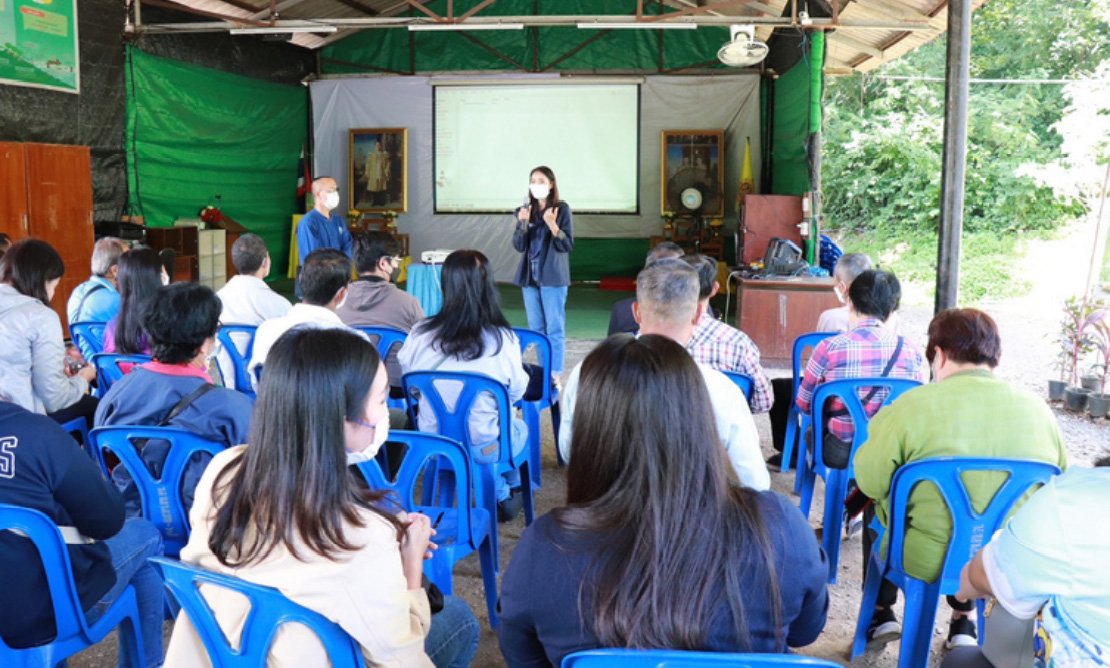 กฟผ.แม่เมาะ ชี้แจงความสำคัญการนำโรงไฟฟ้าแม่เมาะ เครื่องที่ 4 กลับมาเดินเครื่อง ต่อคณะกรรมการร่วม ติดตามตรวจสอบฯ สิ่งแวดล้อม อ.แม่เมาะ ในการอบรมศักยภาพการดำเนินงานด้านสิ่งแวดล้อม