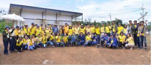 กฟผ.แม่เมาะ ร่วมกับชุมชน ต.บ้านดง จัดกิจกรรมปลูกต้นไม้และทำฝายในพื้นที่อพยพตำบลบ้านดง