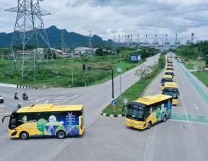 รักษ์โลกต่อเนื่อง กฟผ.รณรงค์ใช้มินิบัสไฟฟ้าและรถไฟฟ้า ในองค์กรทั่วประเทศ มุ่งขับเคลื่อนประเทศสู่ความเป็นกลาง ทางคาร์บอน