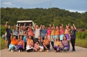 กฟผ.แม่เมาะ ร่วมกับชุมชน อ.แม่เมาะ เตรียมพร้อมเชียร์และส่งกำลังใจนักวิ่งงานแม่เมาะฮาล์ฟ มาราธอนครั้งที่ 30