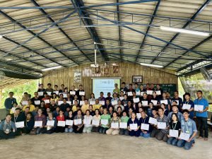 กฟผ.แม่เมาะ ส่งต่อความรู้การจัดการทรัพยากร ดิน น้ำ ป่า และทำการเกษตรแบบไร้ซึ่งสารเคมีสู่ 129 ผู้เข้าอบรม “โคก หนอง นา โมเดลวิถีใหม่ ” ประจำปี 2566